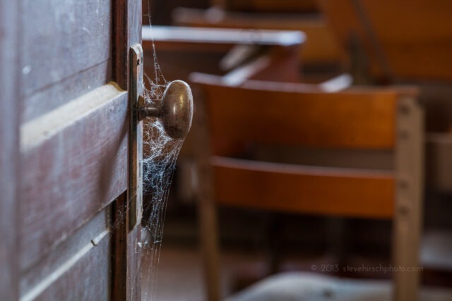 savoy-montana-abandoned-schoolhouse-doorknob-cobwebs-1781